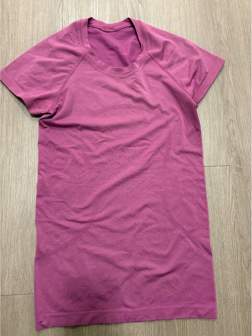 Lululemon Women's Purple Short Sleeve Athletic Dress Size Medium